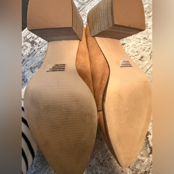 DC By Dolce Vita Women’s Tadeo Tan Suede Mules - Picture 5 of 6